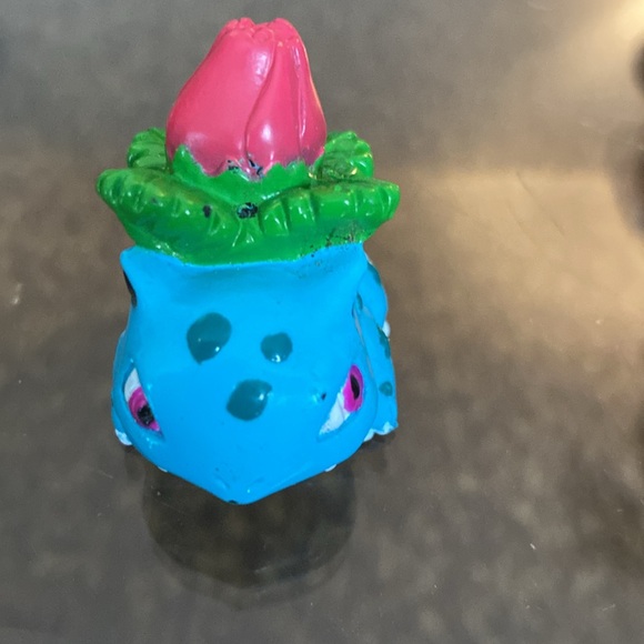 Vintage Pokemon Ivysaur PokeBall 1999 - Picture 3 of 7